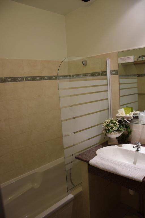 Le Petit Relais Hotel Calès Cameră foto