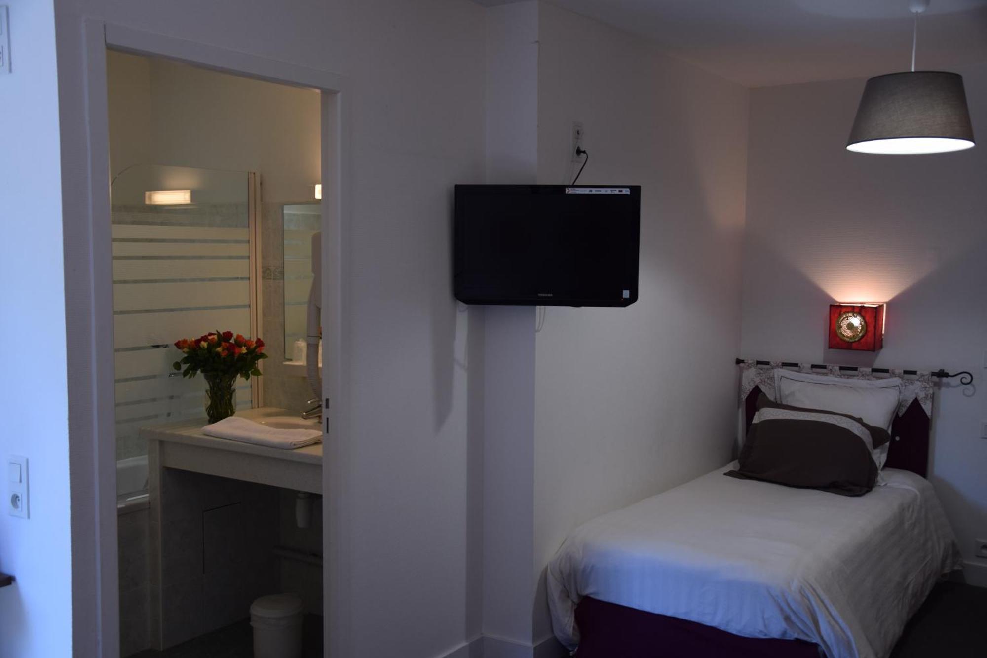 Le Petit Relais Hotel Calès Cameră foto